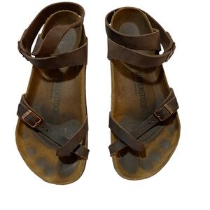 Birkenstock Yara ankle strap sandals